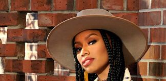 ACCLAIMED CHART-TOPPER DOE DEBUTS NEW ALBUM CLARITY, OUT NOW