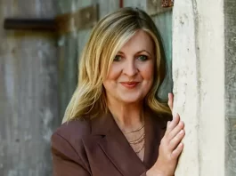 Darlene Zschech signs exclusive worldwide agreement with Integrity Music to release new album called “Testament